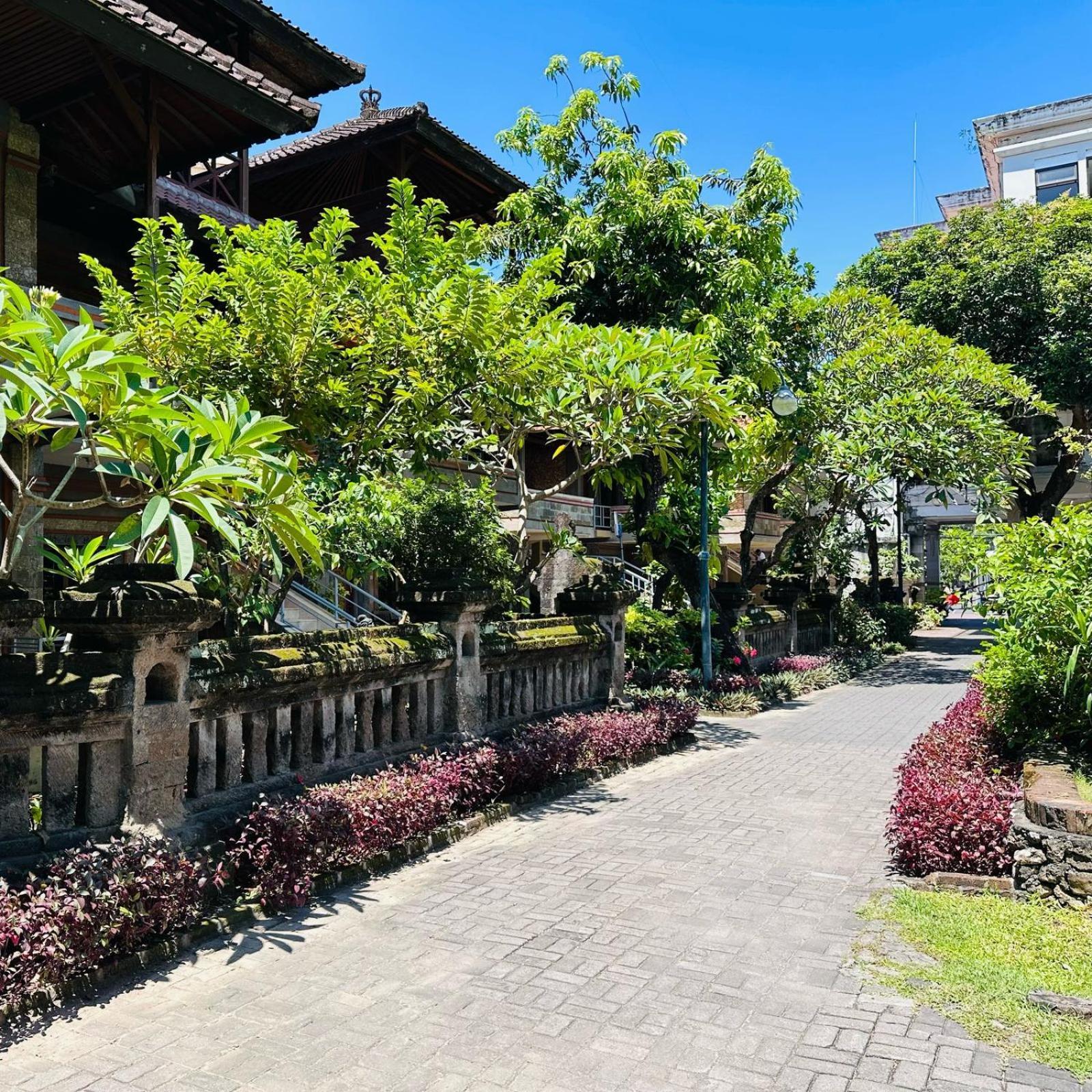 Melasti Kuta Bungalows & Spa Exterior foto